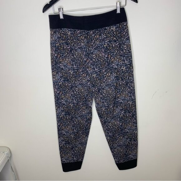 ATHLETA Printed Rip Stop Pull On Activewear Joggers Size 6 - Picture 4 of 13